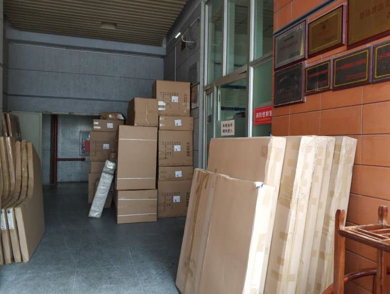 辦公家具-包裝運(yùn)輸